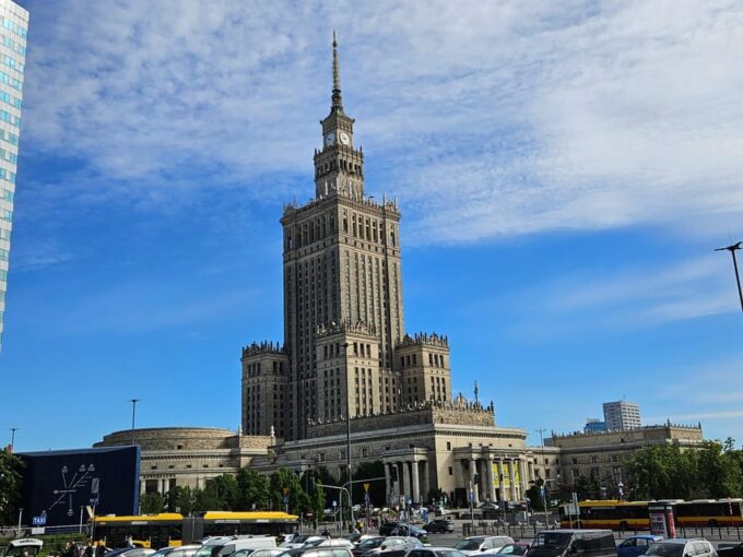 Warsaw: Palace of Culture and Science Guided Tour - Getting There