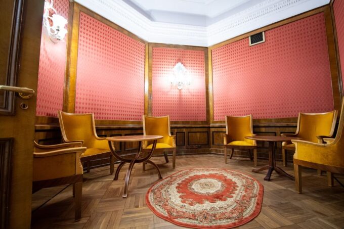 Warsaw: Palace of Culture and Science Tour With Terrace - Tour Duration and Pricing
