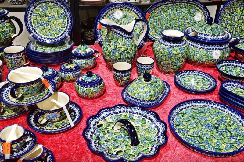 Warsaw: Pottery Decorating Ceramic Workshop - Experience Highlights
