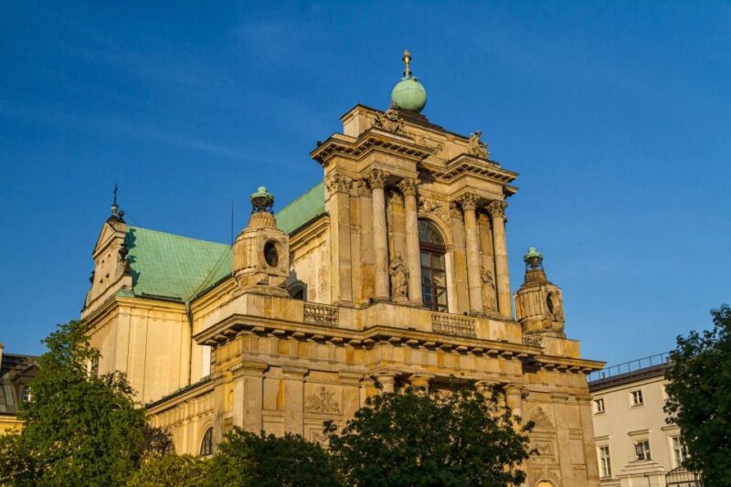 Warsaw: Private Exclusive History Tour With a Local Expert - Preparation and Requirements
