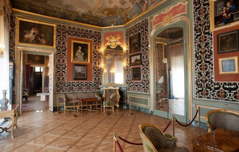 Warsaw Private Wilanow Palace & Garden Tour - Inclusions