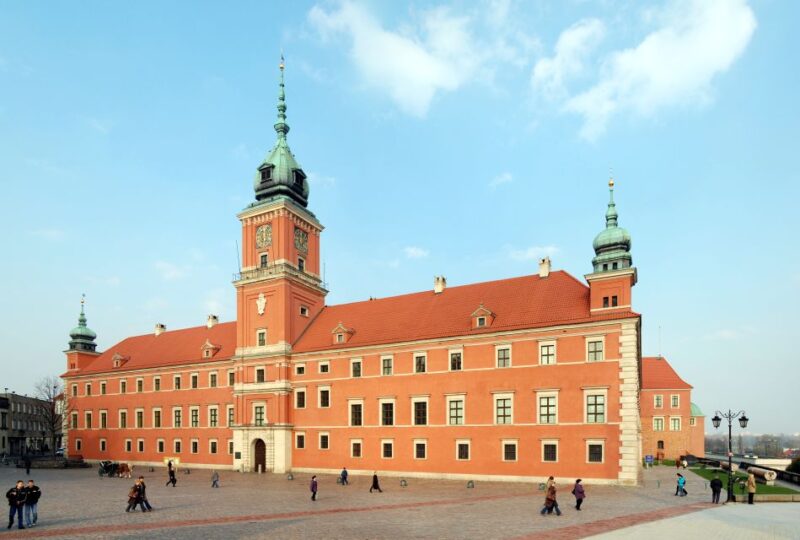 Warsaw: Skip-the-Line Royal Castle Guided Tour - Language Options