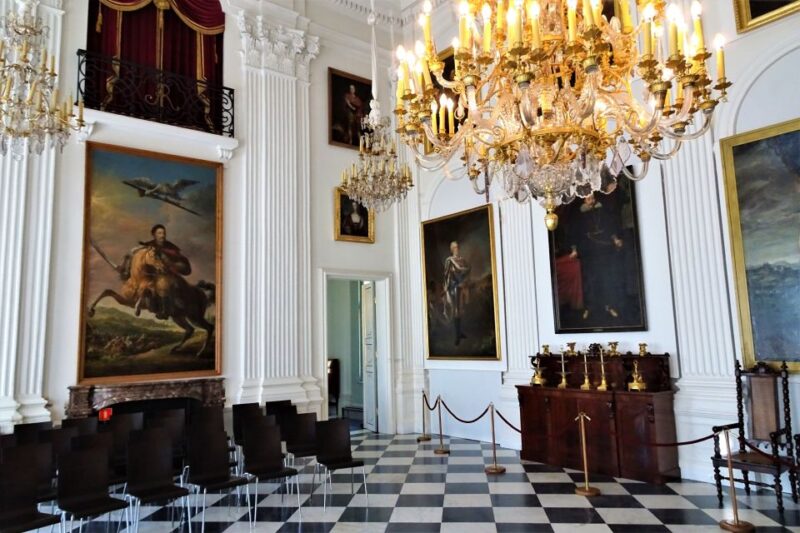 Warsaw: Skip-the-Line Wilanow Palace & Gardens Private Tour - Important Information