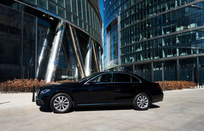 Warsaw to Krakow: Luxury Private Transfer - Driver Expertise and Support