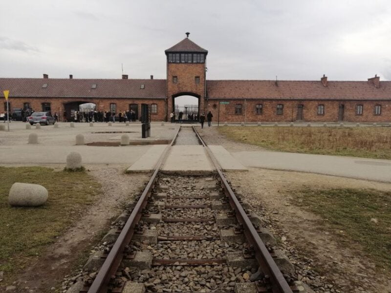 Warsaw: Tour to Krakow and Auschwitz by Train With Pickup - Inclusions and Exclusions