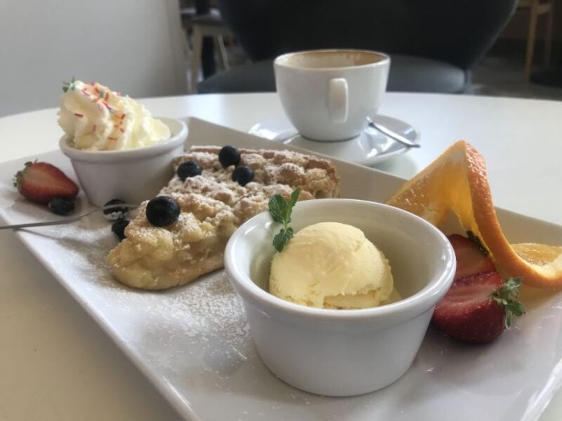 Warsaw: Traditional Food Tour With Old Town Sightseeing - Meeting Point and Duration