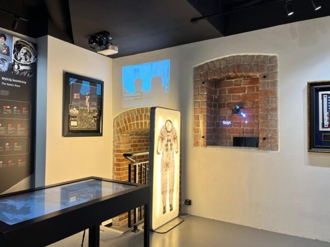 Warsaw: Visiting the Cold War Museum - Visitor Reviews and Ratings