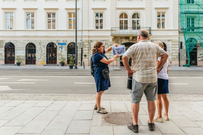 Warsaw: Warsaw Ghetto Private Walking Tour With Hotel Pickup - Visitor Recommendations