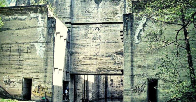 Warsaw: Wolfs Lair & Swieta Lipka Small-Group Tour + Lunch - Itinerary