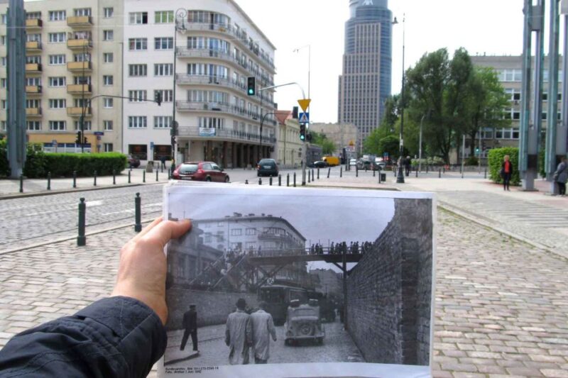 Warsaw: WWII Private Tour by Retro Minibus With Hotel Pickup - Historic Sites and Memorials