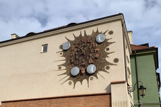 Warsaws Old Town A Self-Guided Audio Tour - Offline Accessibility and Flexibility