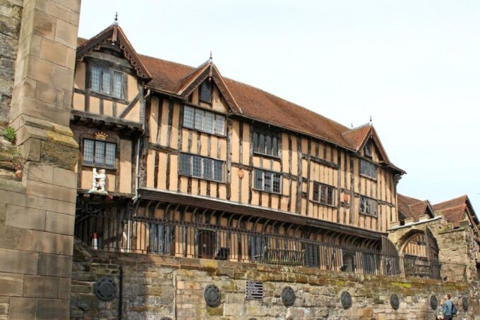 Warwick: Quirky Self-Guided Smartphone Heritage Walks - Lord Leycester Hospital
