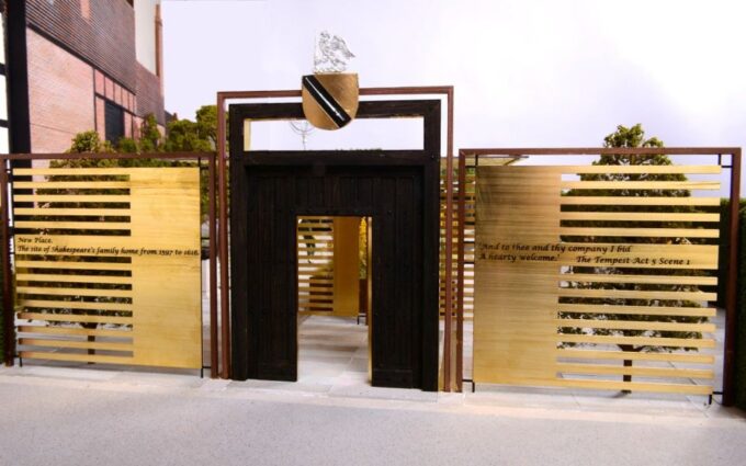Warwickshire: The Explorer Pass by Shakespeares England - Free Entry for Children