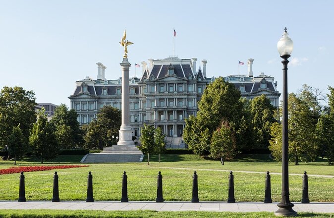 Washington, D.C. Scavenger Hunt: All Things Washington - Key Points