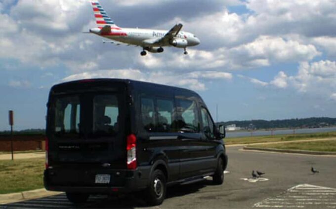 Washington DC: Dulles International IAD - Airport Transfer - Accessibility and Inclusivity