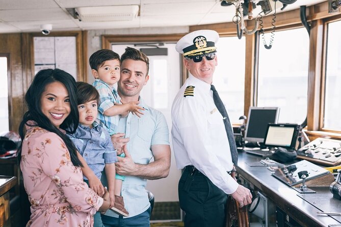 Washington DC Fathers Day Buffet Brunch Cruise - Entertainment