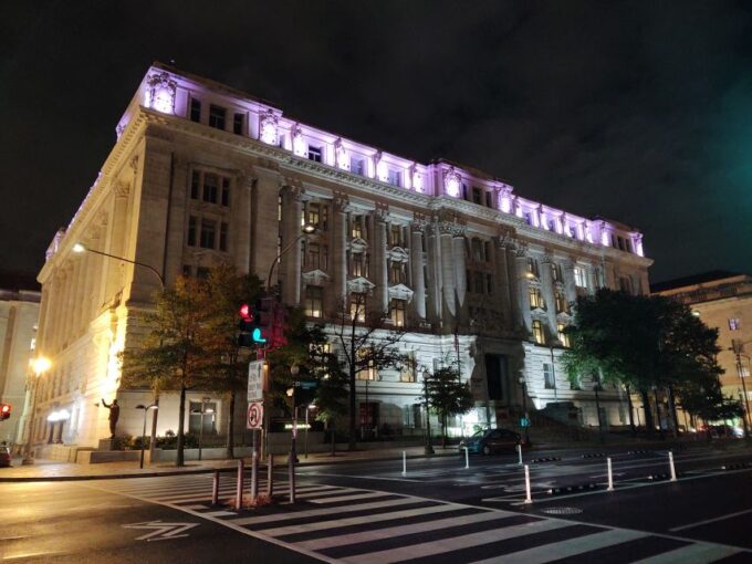 Washington DC: Ghosts Boos and Booze Haunted Pub Crawl - Frequently Asked Questions