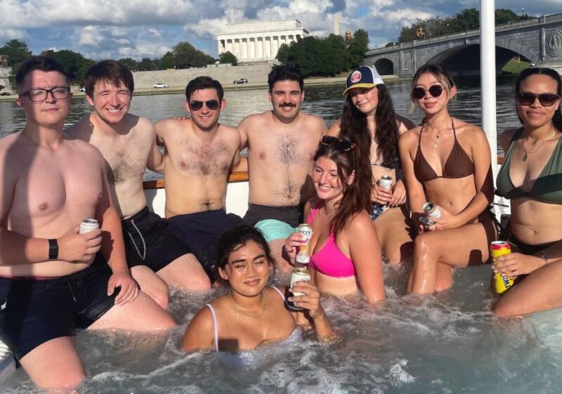 Washington DC: Hot Tub Boat Tours - Key Points