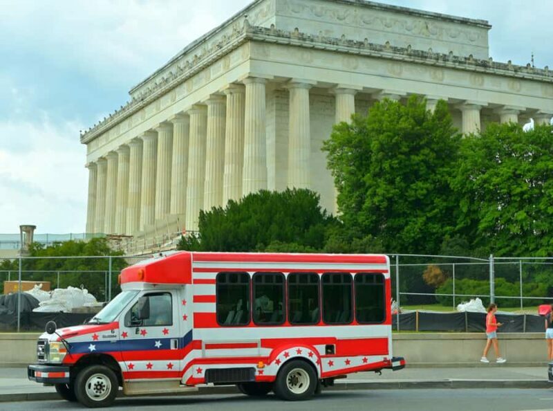 Washington DC: Memorials & History Guided Minibus Tour - Why Choose the Washington DC Memorials & History Guided Minibus Tour?