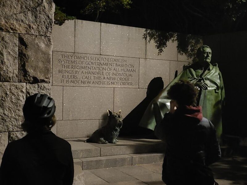 Washington DC Monuments by Night Bike Tour - Customer Reviews and Ratings