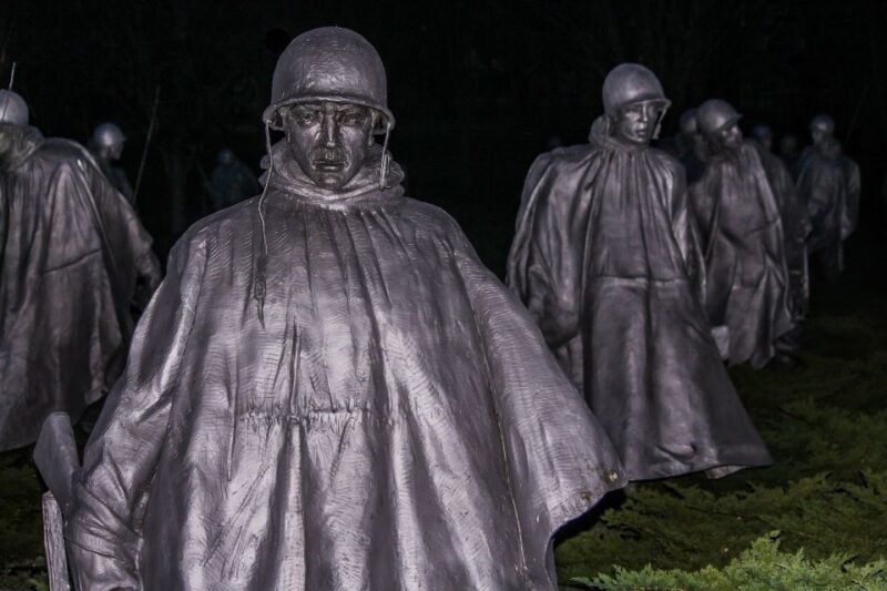 Washington DC: Night Under the Stars Bus & Walking Tour - Guided Tour