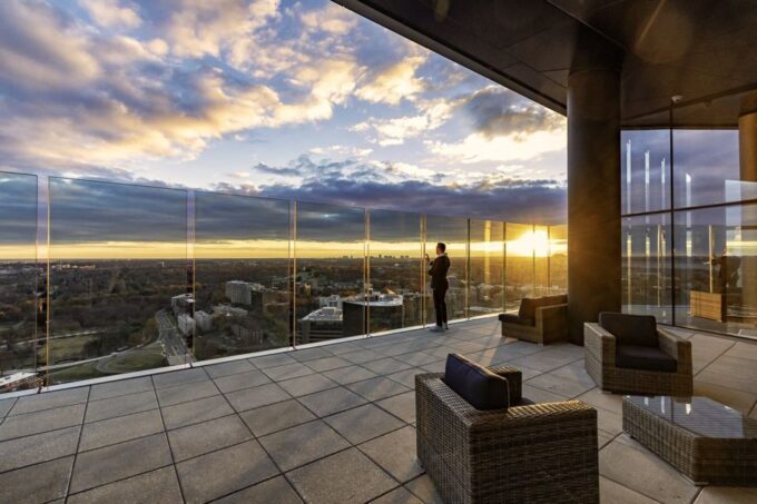 Washington Dc: Sightseeing Pass With Attractions & Bus Tour - Transportation and Accessibility