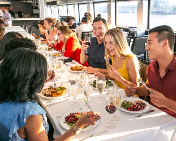 Washington DC: Thanksgiving Gourmet Dinner River Cruise - Frequently Asked Questions