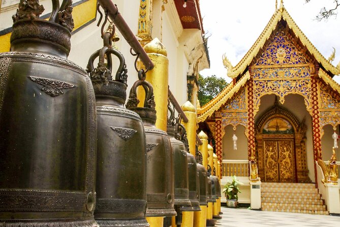 Wat Phra That Doi Suthep & Hmong Village Half Day Tour From Chiang Mai - Participant Guidelines