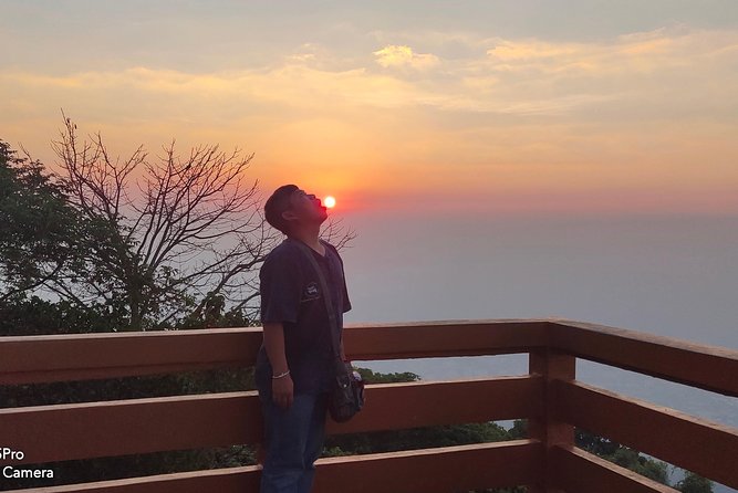 Wat Phra That Doi Suthep Spiritual Sunrise Tour With an Ex-Monk - Knowledgeable Ex-Monk Guided Tour