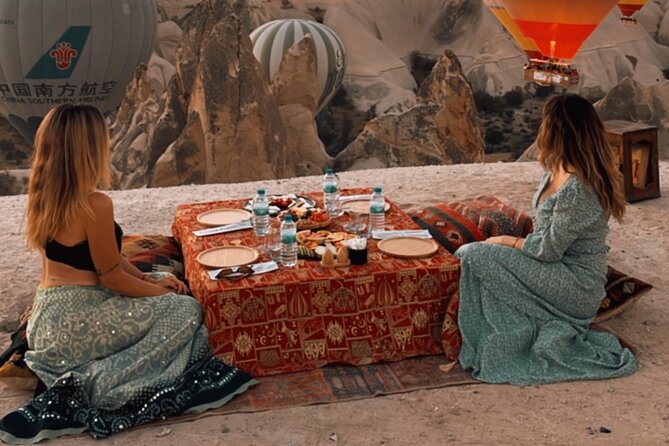 Watch Cappadocia Balloon Flights With Breakfast - Preparing for the Early Morning Takeoff