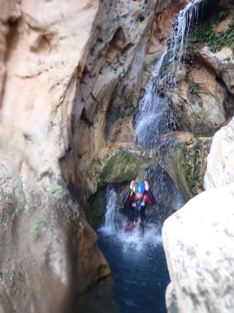 Water Canyoning in the Turche Buñol Cave (Valencia) - Key Points