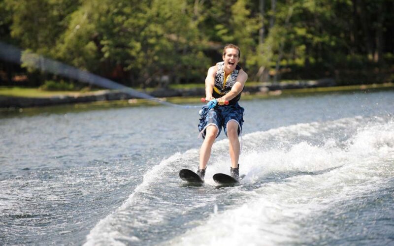 Water Skiing in Mount Lavinia - Location Details