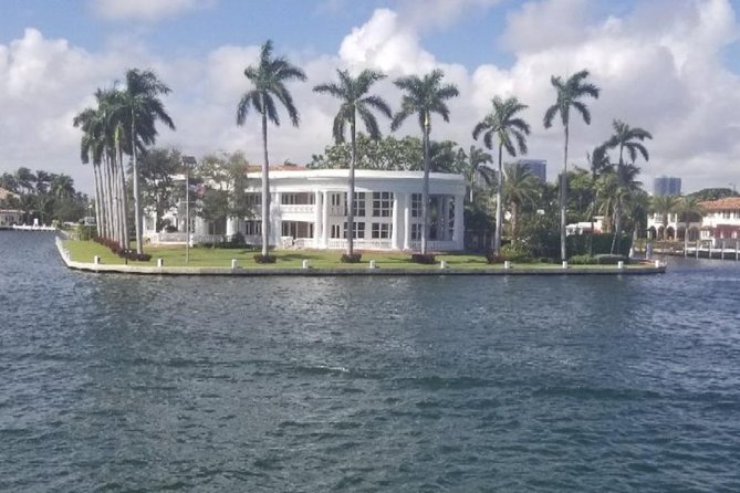 Water Taxi All Day Hop-On Hop-Off Venice of America Boat Tour - Stranahan House and Las Olas