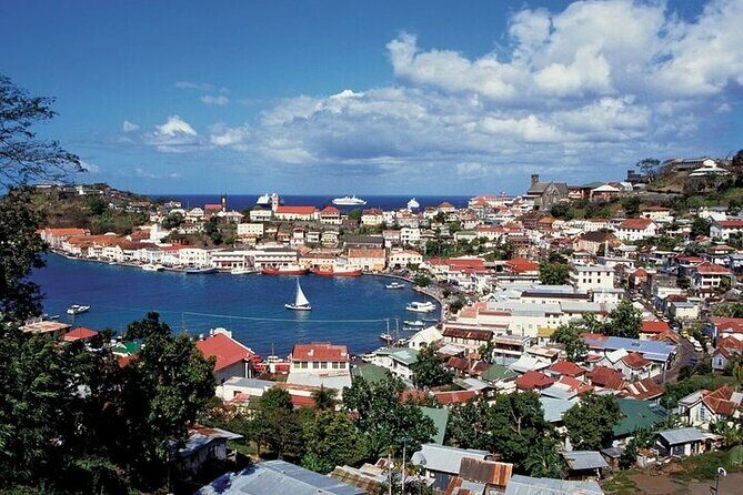 Waterfall and Historical Fort Adventure with Lunch - Who Should Consider This Tour?