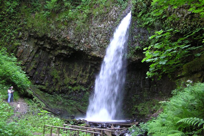 Waterfall Express Tour -Transportation to Waterfall Trolley PDX07 - Highlights of the Columbia Gorge Waterfalls