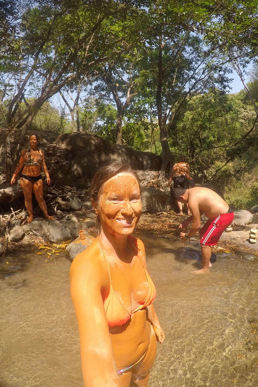 Waterfalls, Animal Reserve and Chocolate: Mango Passage - Lunch at Jungle Restaurant