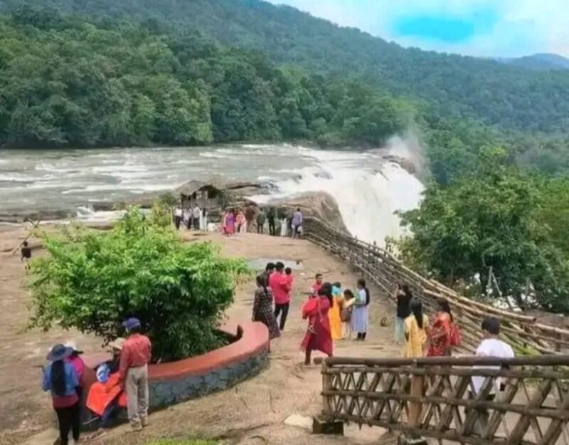 Waterfalls of Athirapply or Areekal Tour: Niagra of S. India - Highlights of Athirappilly Waterfalls