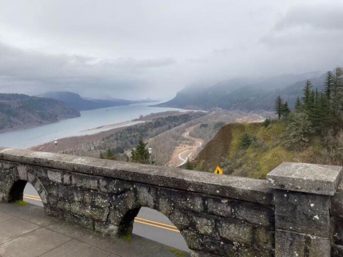 Waterfalls, Wine, and Timberline Tour - Frequently Asked Questions