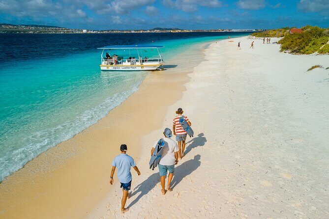 Watertaxi to Klein Bonaire on the No Name Beach - Weighing the Value