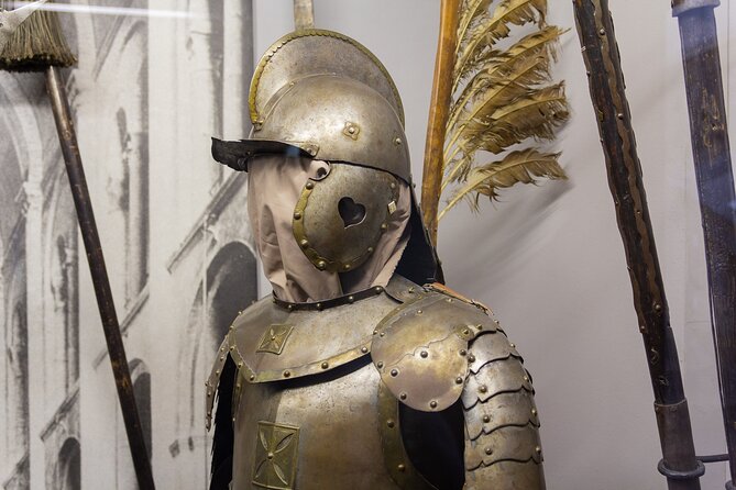 Wawel Castle Treasury & Armoury Skip the Line Private Tour - Highlights of the Tour