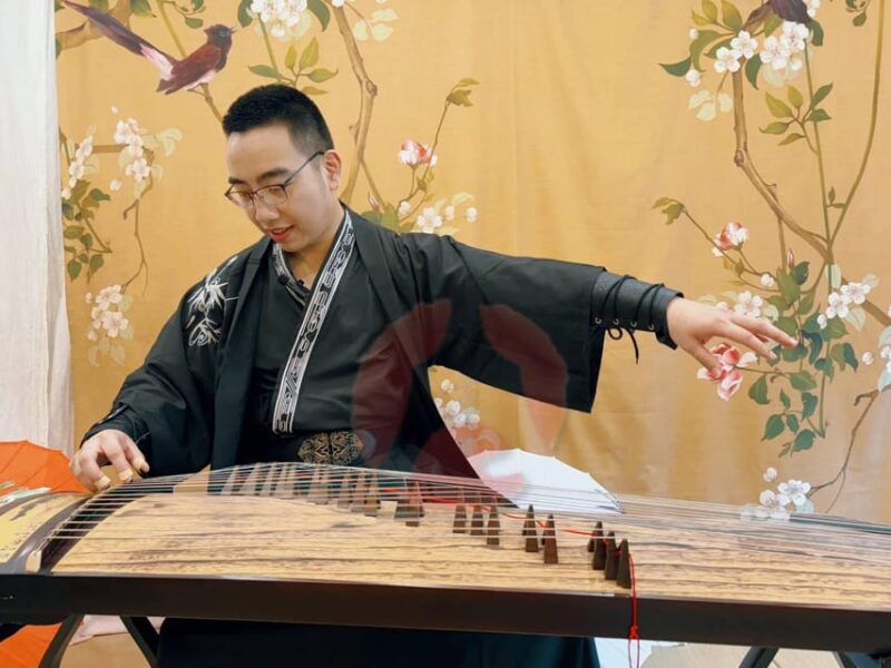 Wear Hanfu and Play Guzheng - Precautions and Requirements