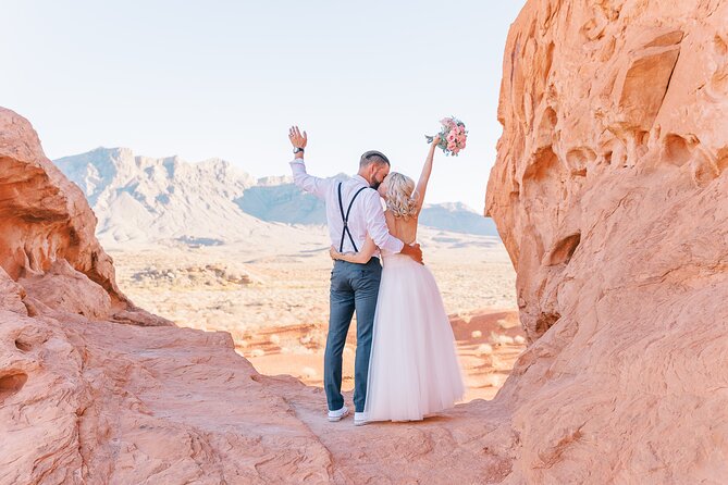 Wedding in French at Valley of Fire - Photography and Videography Services