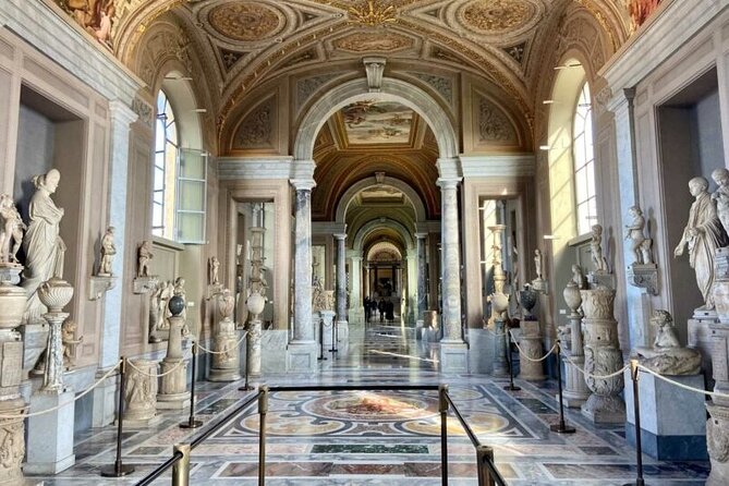 Wednesday Early Morning Sistine Chapel and Vatican Private Tour - Overview