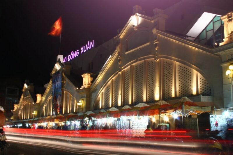 Weekend Hanoi Night Market & Street Food Tour - Traditional Music and Live Performances