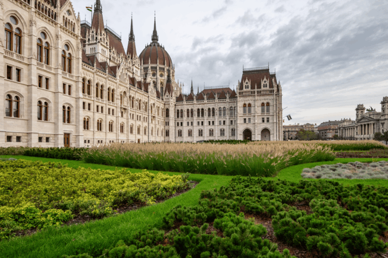 Weekend in Budapest: A Self-Guided Audio Tour in English - Important Information
