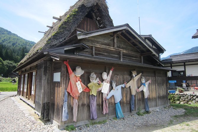 Weekend-Only World Heritage Shirakawago Day Bus Tour From Kanazawa Station - Additional Information