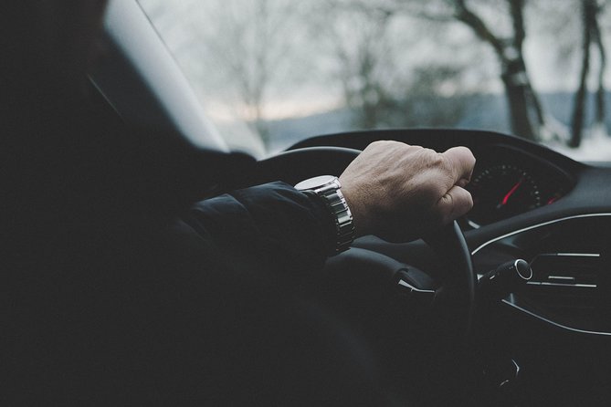 Welcome in Rome: Airport Transfer With Welcome Box - Additional Details