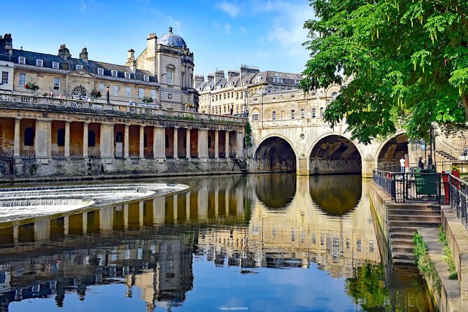 Welcome to Bath: Private Walking Tour Including Bath Abbey - Tour Accessibility and Fitness