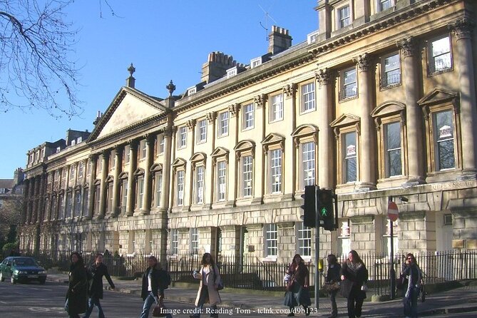 Welcome to Bath: Private Walking Tour Including Bath Abbey - Cancellation and Pricing Details