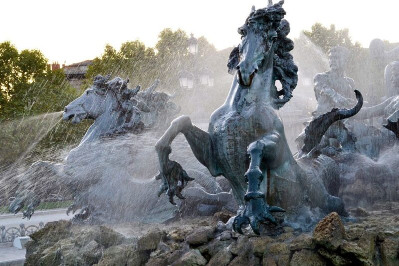 Welcome to Bordeaux: Private Walking Tour With a Local - Customize Your Walking Experience